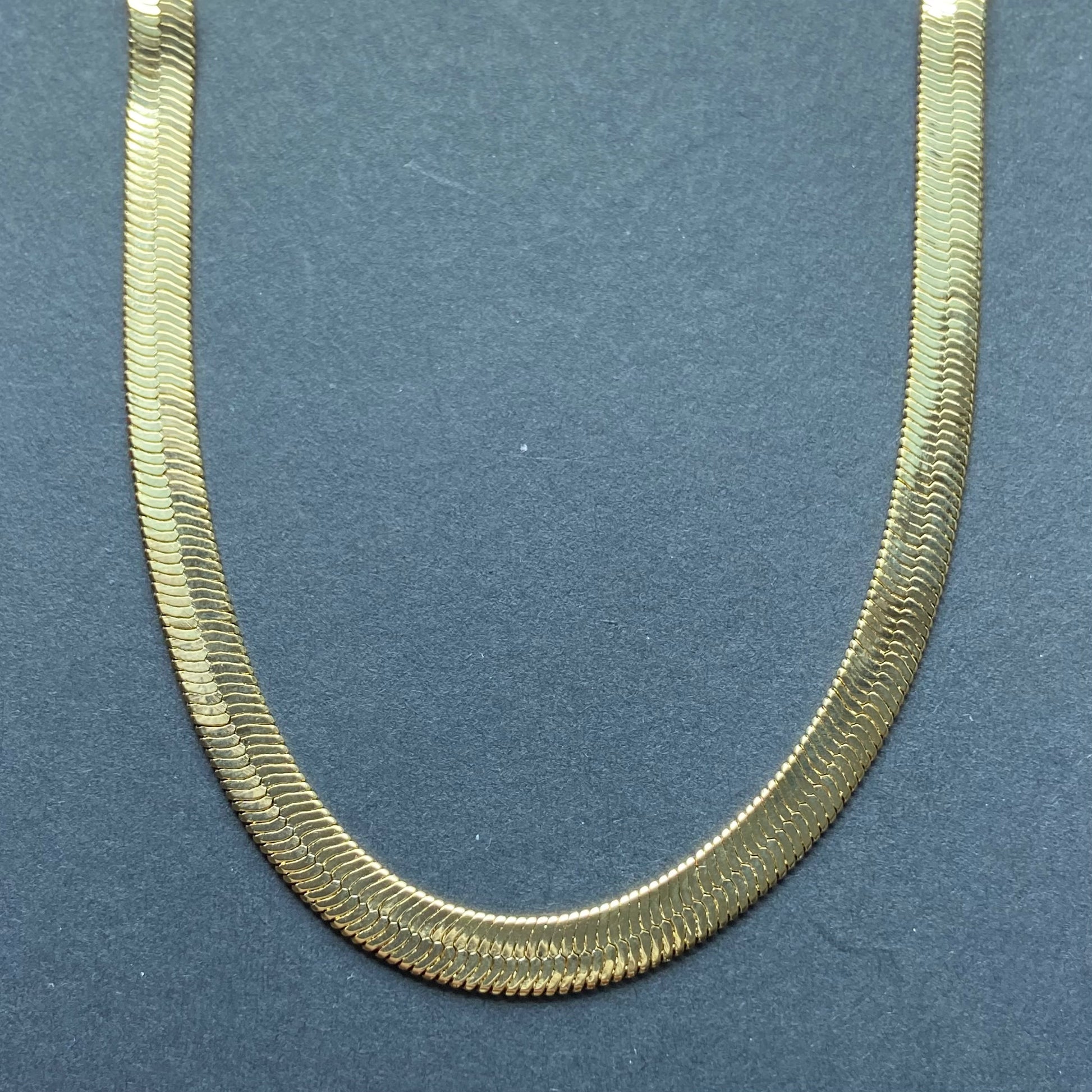 Gold Herringbone Necklace 24in 6mm – Prestige Jewelry